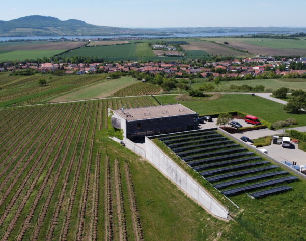 Realizace fotovoltaiky pro vinařství Gotberg
